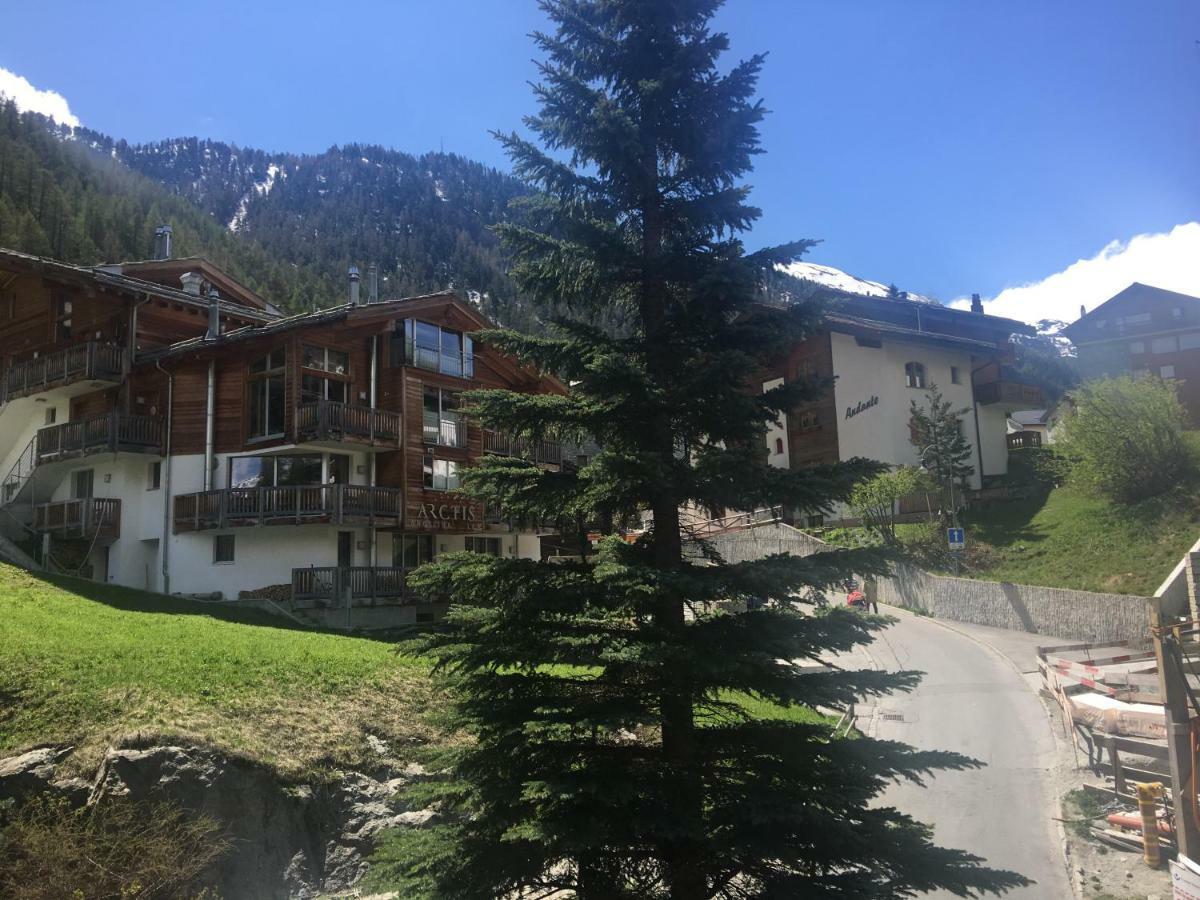 Haus Colmar Lejlighed Zermatt Eksteriør billede